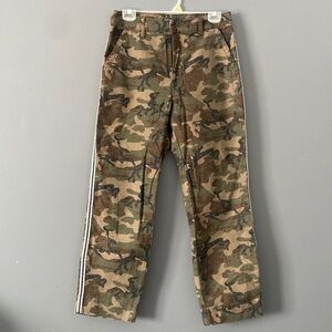 Y2K Vintage Inspired Abercrombie Camo Pants Size 28 Streetwear Cool Straight Leg